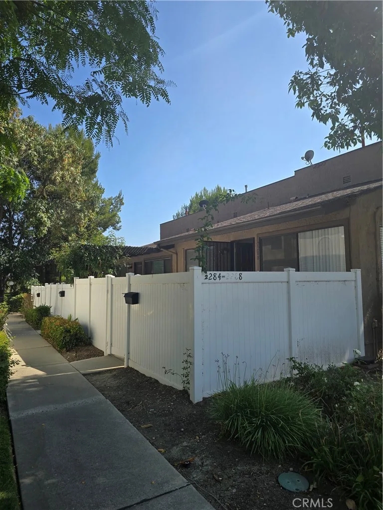 2288 Loma Alta Drive 6, Fullerton