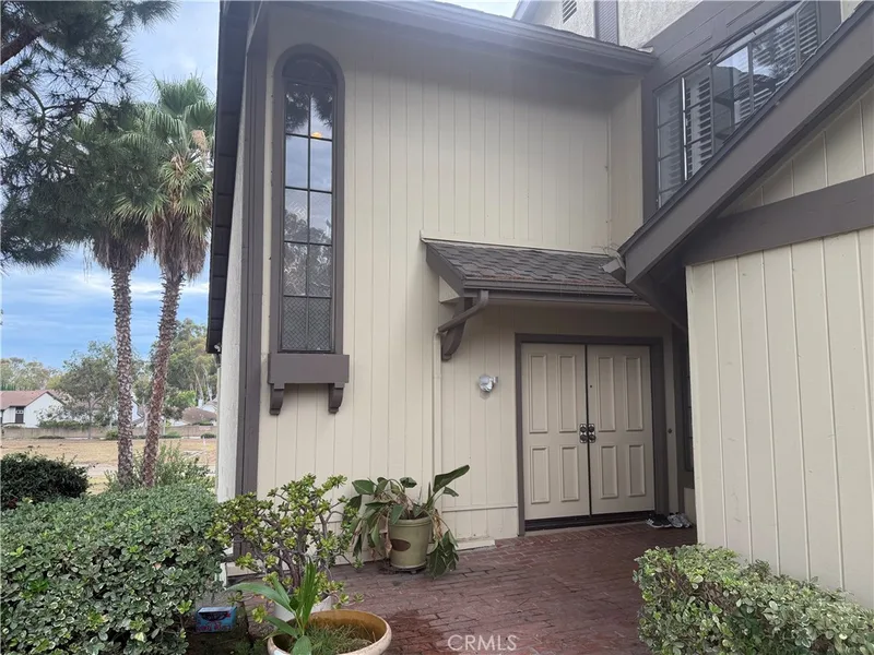 2310 Applewood, Fullerton, CA 92833