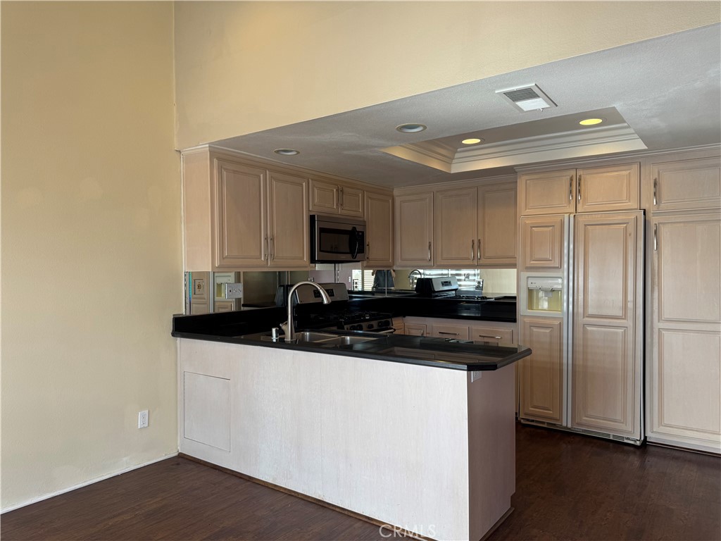 2310 Applewood, Fullerton CA 92833 - photo 9
