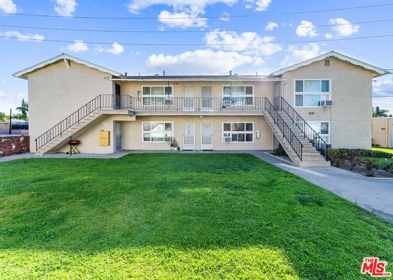 2334 E Santa Fe Avenue, Fullerton, CA 92831