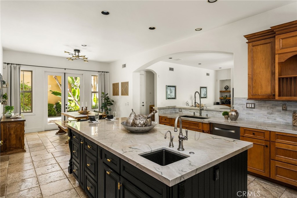 2340 Morelia, Fullerton CA 92835 - photo 24