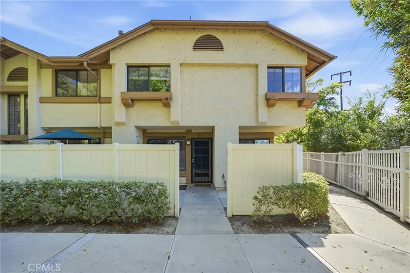 2350 Sutter, Fullerton, CA 92833