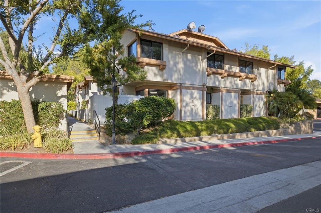 2351 Sutter Way 1, Fullerton CA 92833 - photo 31