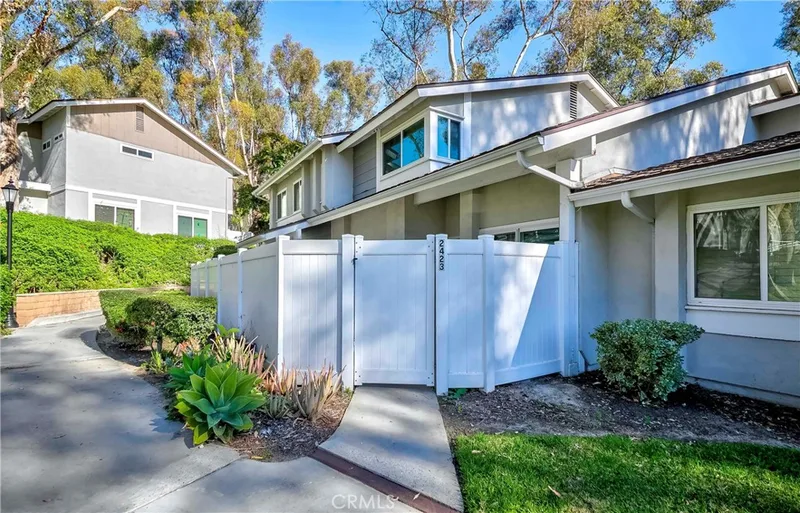 2423 Coventry Cir, Fullerton, CA 92833
