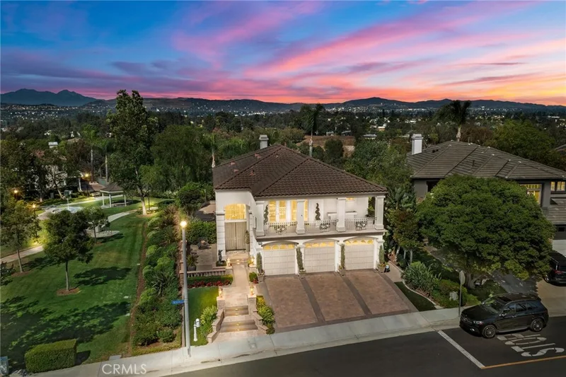 2474 Tuscany Way, Fullerton, CA 92835