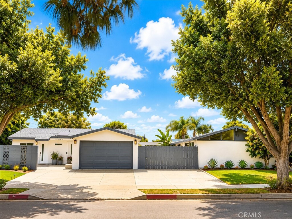 2501 Santa Ysabel, Fullerton CA 92831 - photo 1