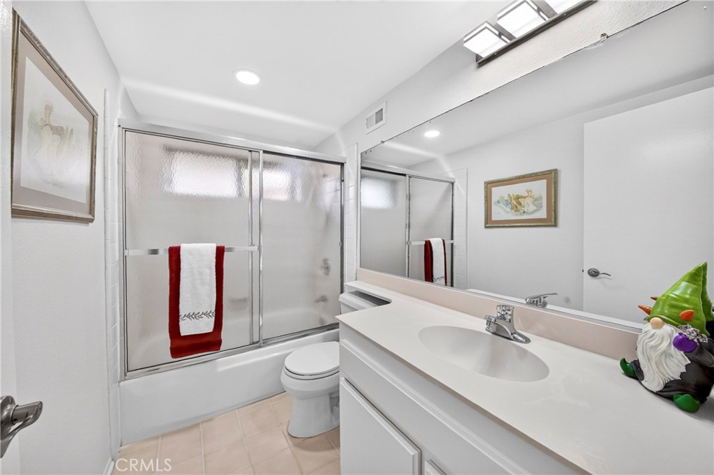 2524 Monterey Place, Fullerton CA 92833 - photo 13