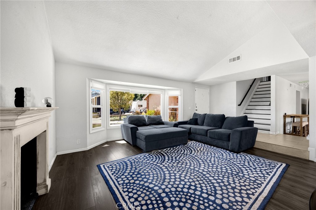 main living room - 2640 Middlesex Place, Fullerton CA 92835 - photo 4
