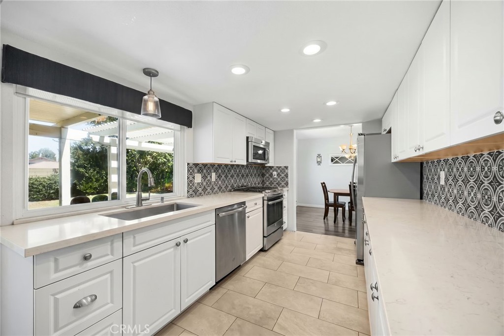 2640 Middlesex Place, Fullerton CA 92835 - photo 8