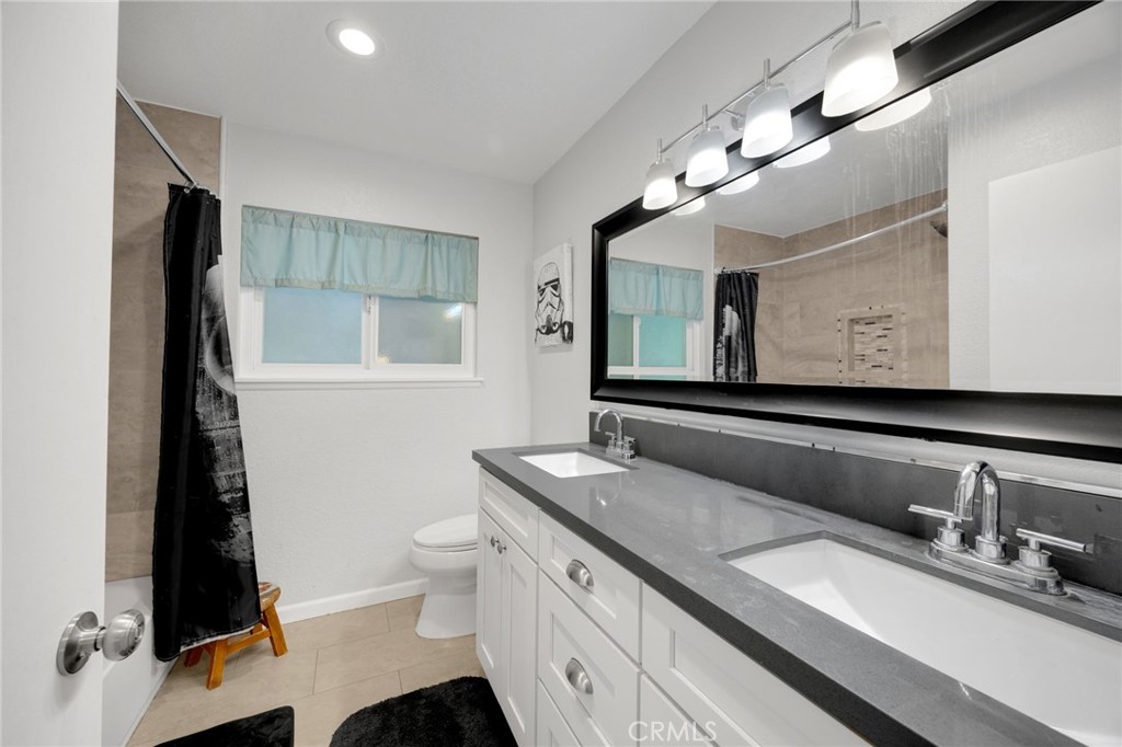 2nd bathroom - 2640 Middlesex Place, Fullerton CA 92835 - photo 18