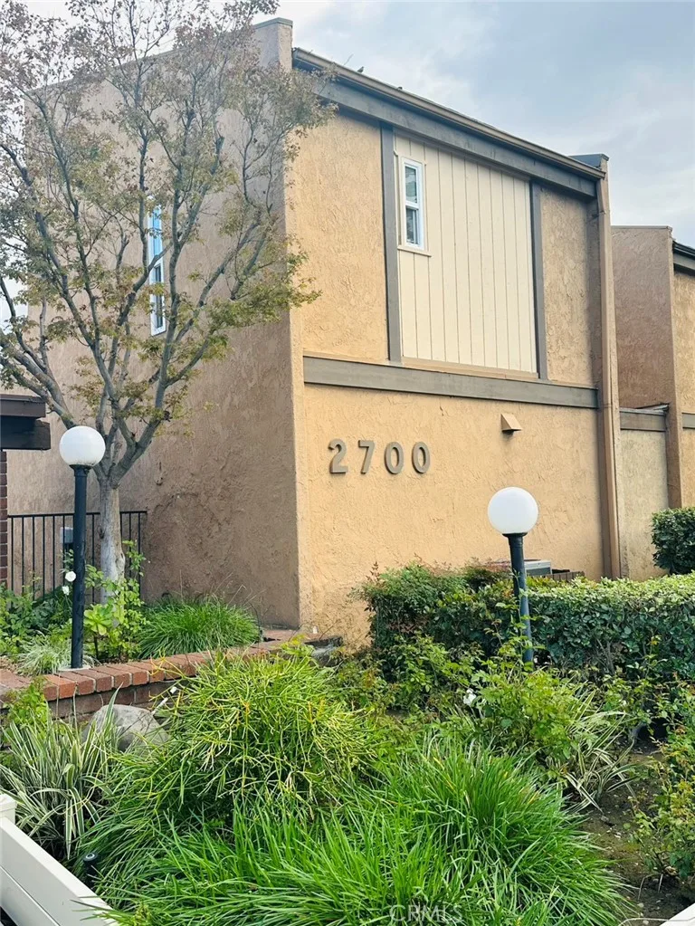 2700 N Brea Blvd 24, Fullerton, CA 92835