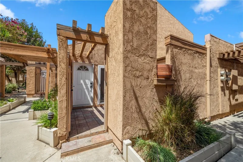 2700 N Brea Boulevard 24, Fullerton, CA 92835