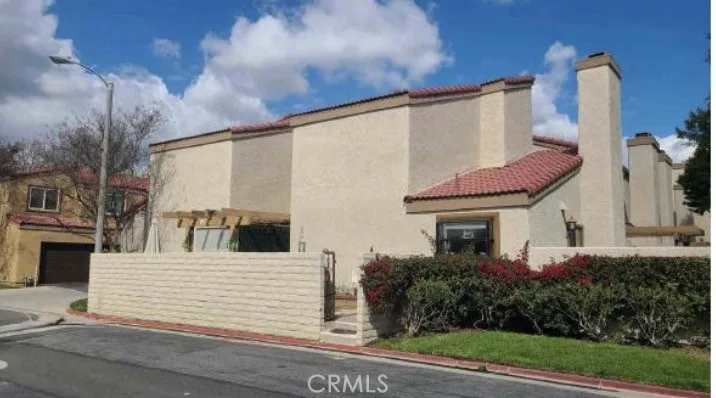 2700 Via Colina, Fullerton, CA 92835