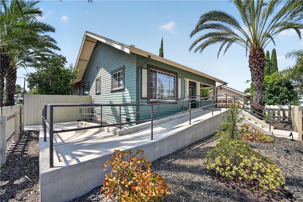 2700 W Olive Avenue, Fullerton CA 92833 - photo 28