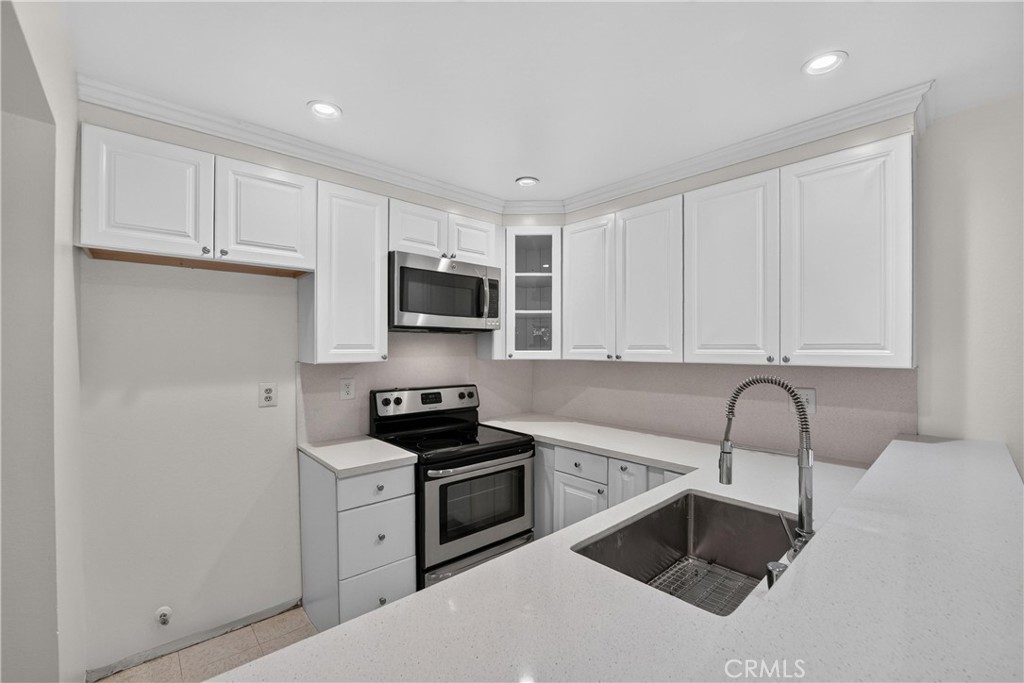 2716 Pine Creek, Fullerton CA 92835 - photo 17