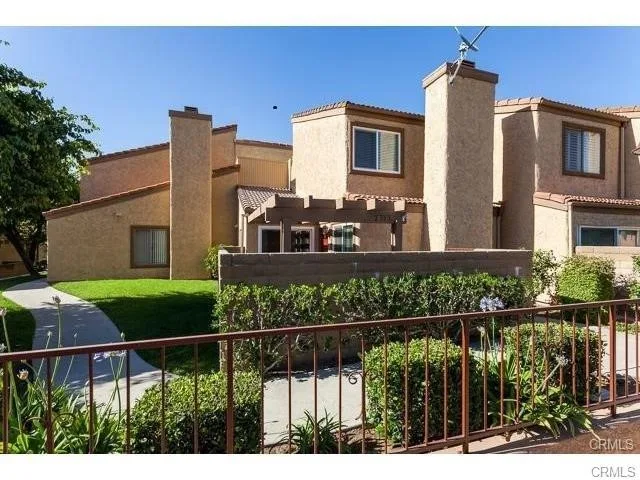 2753 Via Segovia 5, Fullerton, CA 92835
