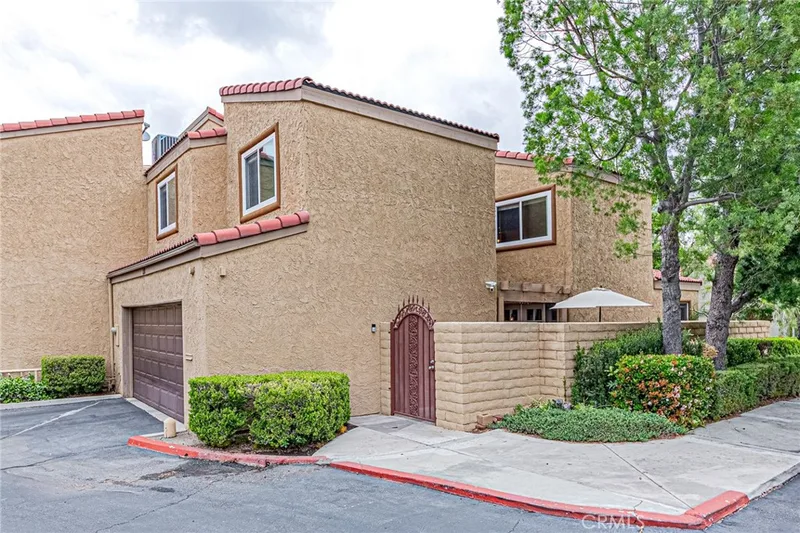 2758 Via Hacienda 98, Fullerton, CA 92835