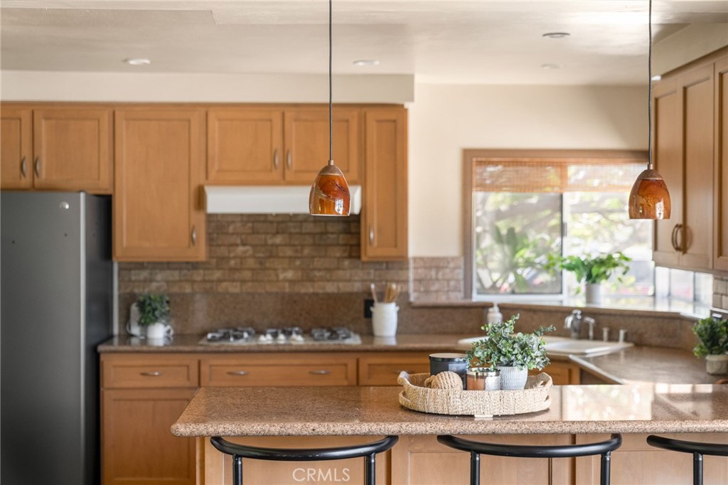 300 Concord Avenue, Fullerton CA 92831 - photo 1
