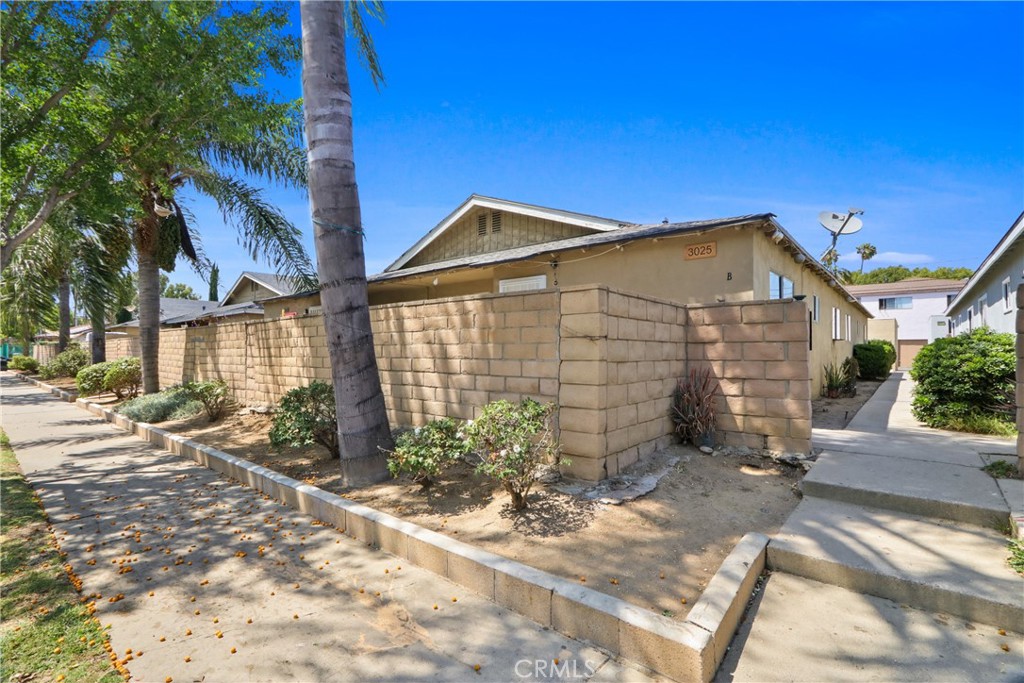 3025 garnet Lane B, Fullerton CA 92831 - photo 1