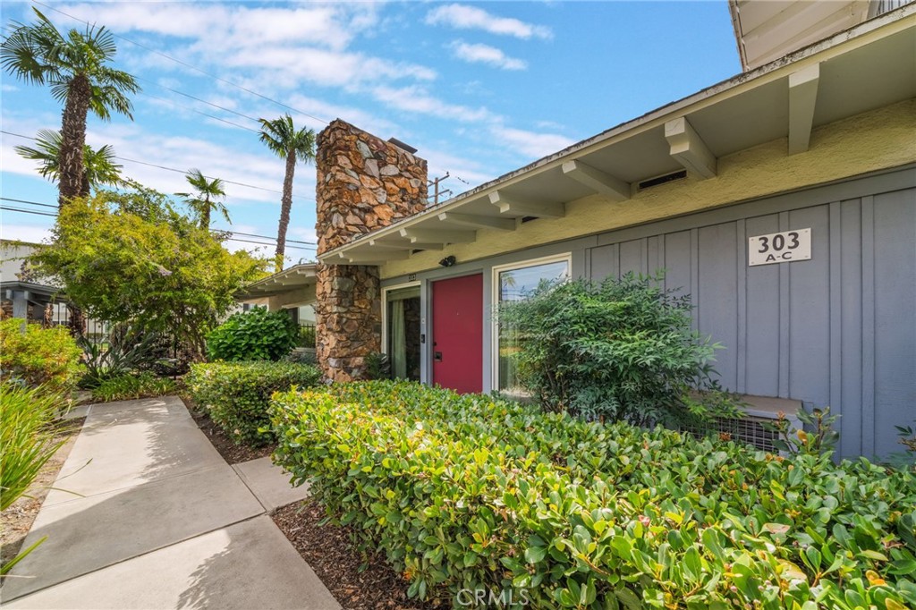 Corner Unit - 303 N Acacia Avenue A, Fullerton CA 92831 - photo 2