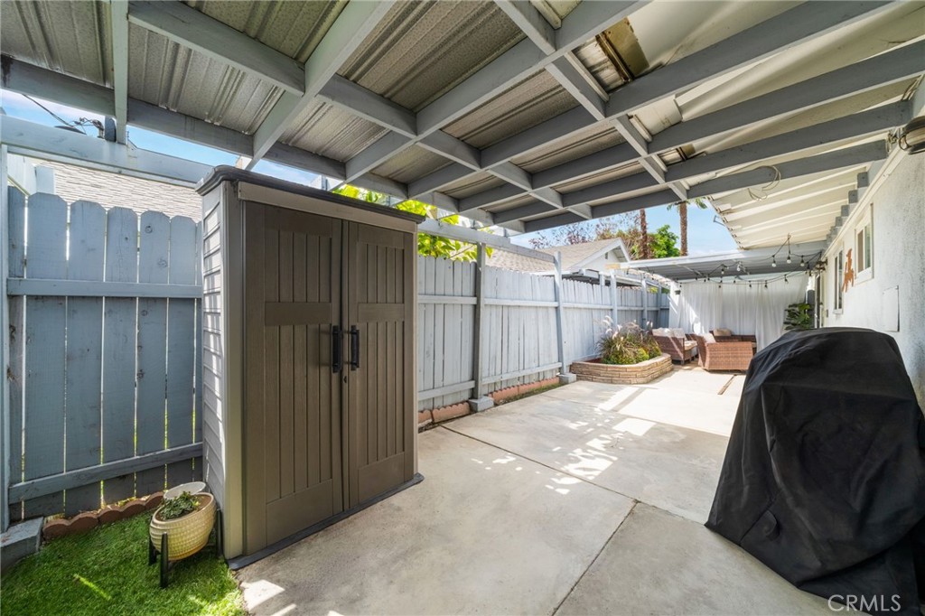 303 N Acacia Avenue A, Fullerton CA 92831 - photo 27