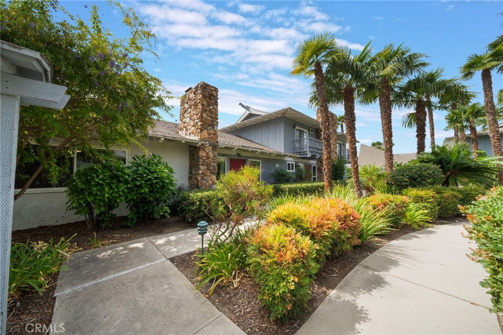 303 N Acacia Avenue A, Fullerton CA 92831 - photo 33