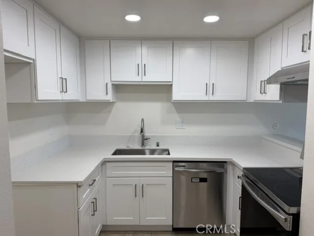 3054 Associated 26, Fullerton, CA 92835
