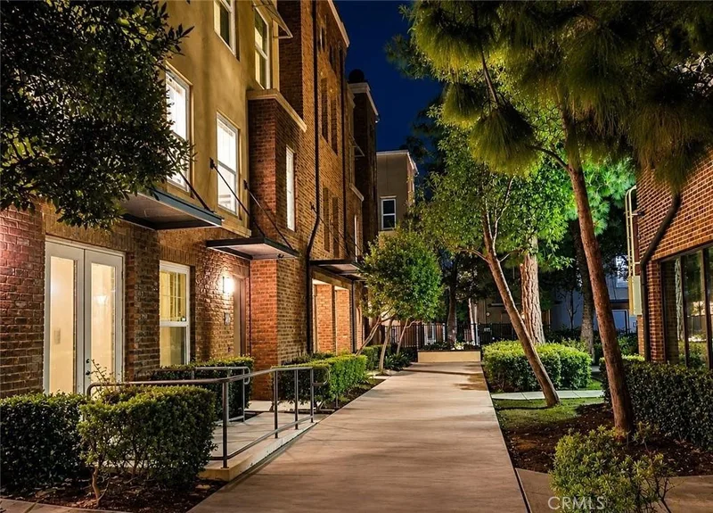 309 Metro Court, Fullerton, CA 92832