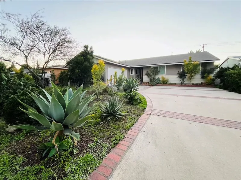 309 N Orange Avenue, Fullerton, CA 92833