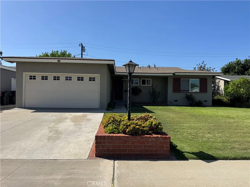 309 Russell, Fullerton, CA 92833