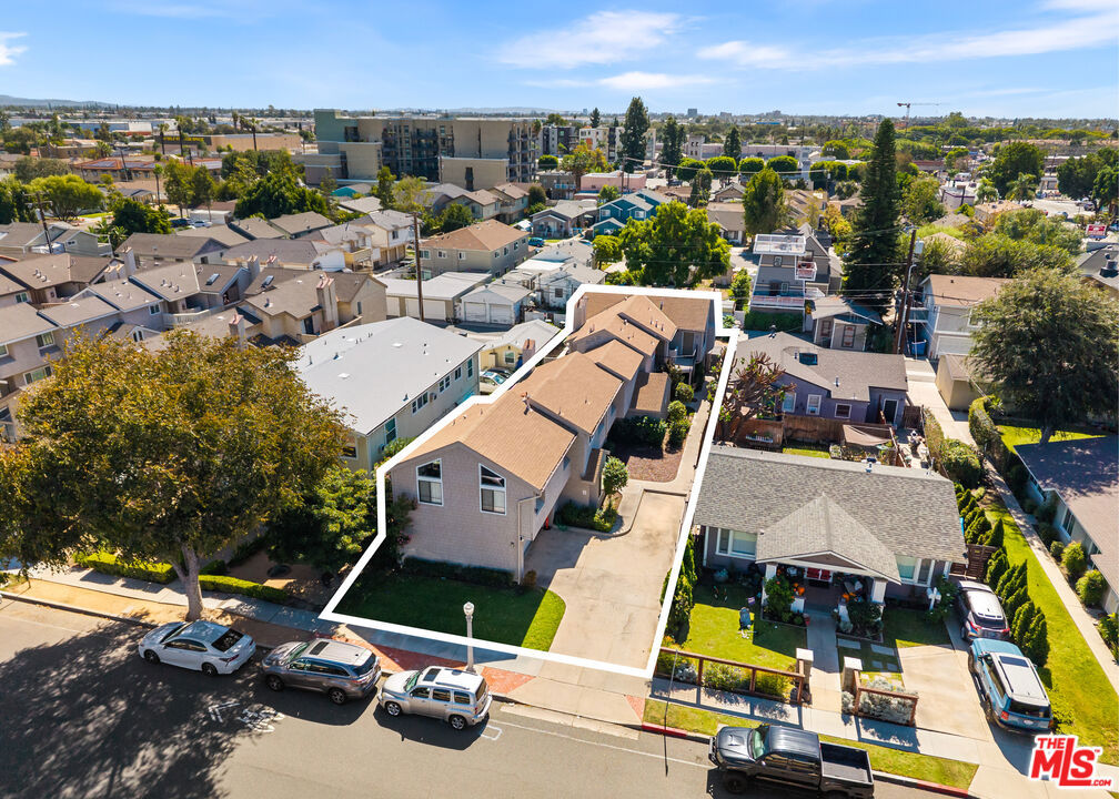 318 E Wilshire Avenue, Fullerton CA 92832 - photo 9