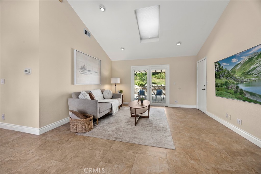 3201 Lakeknoll Drive, Fullerton CA 92835 - photo 19