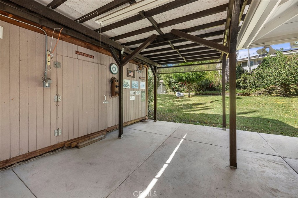 3201 Lakeknoll Drive, Fullerton CA 92835 - photo 34
