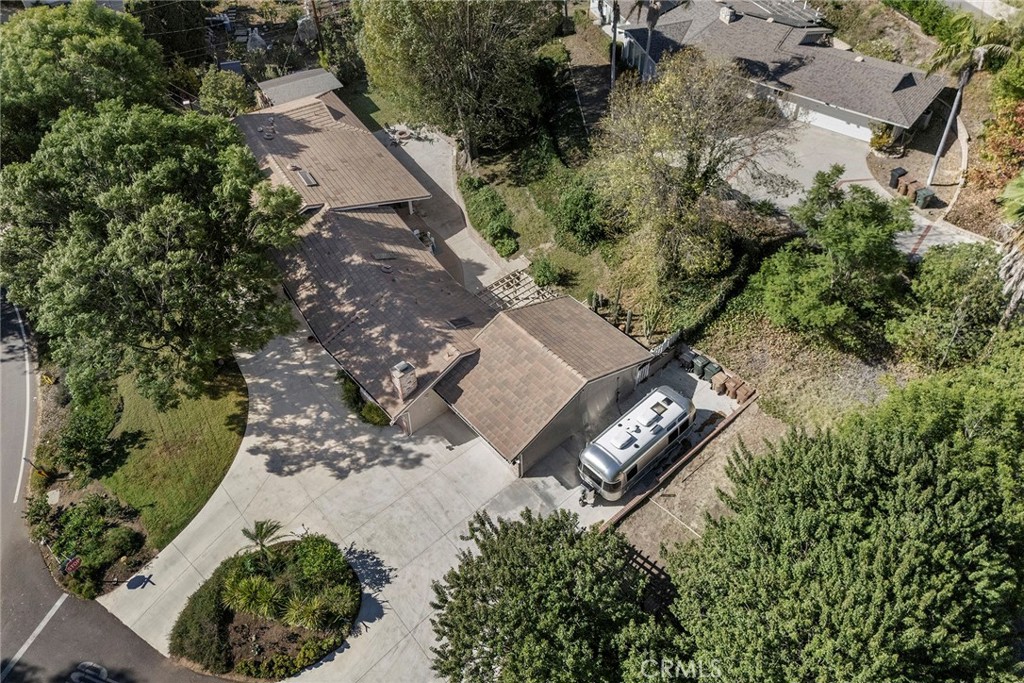 3201 Lakeknoll Drive, Fullerton CA 92835 - photo 40