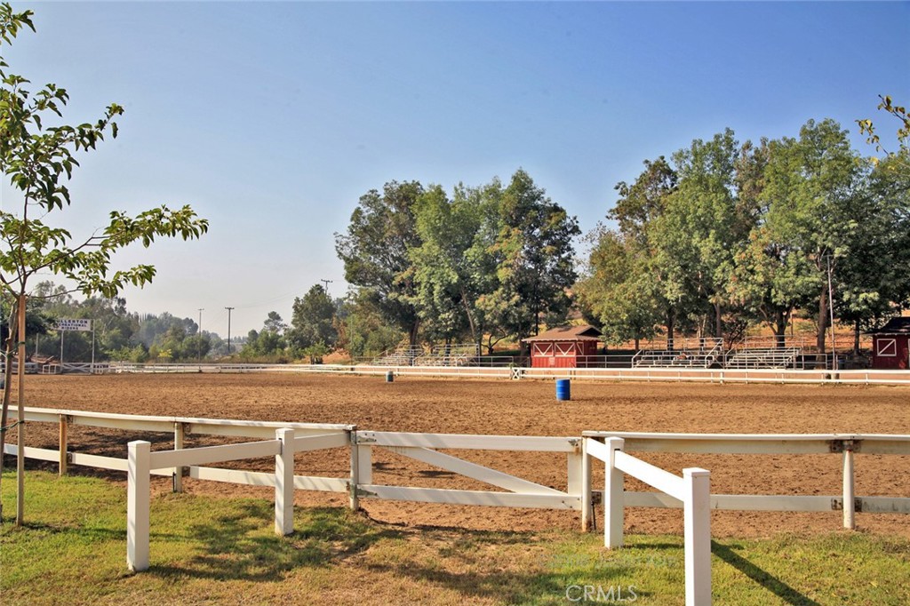 3201 Lakeknoll Drive, Fullerton CA 92835 - photo 45