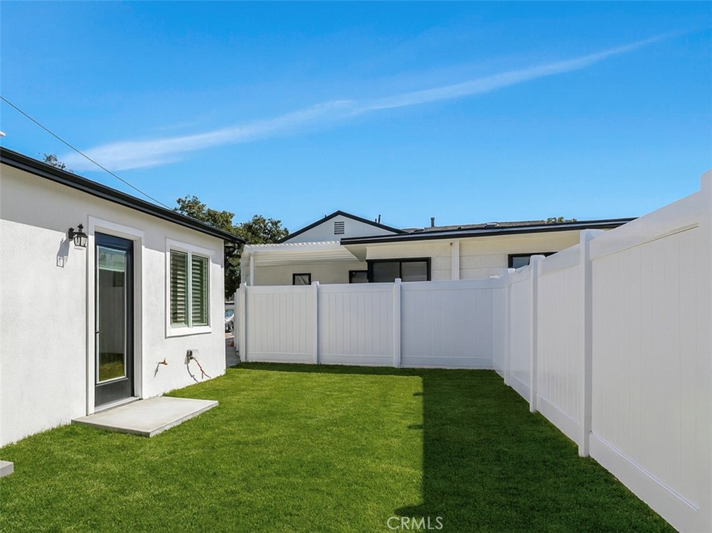 325 N Lee A, Fullerton CA 92833 - photo 4