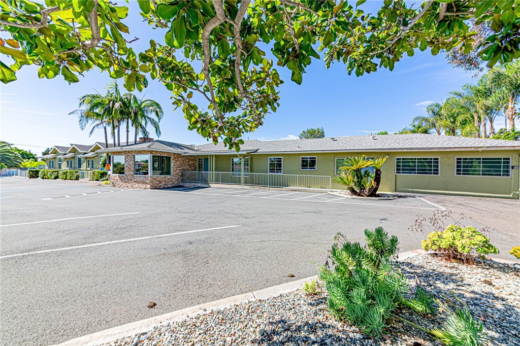 3401 N Harbor, Fullerton CA 92835 - photo 61