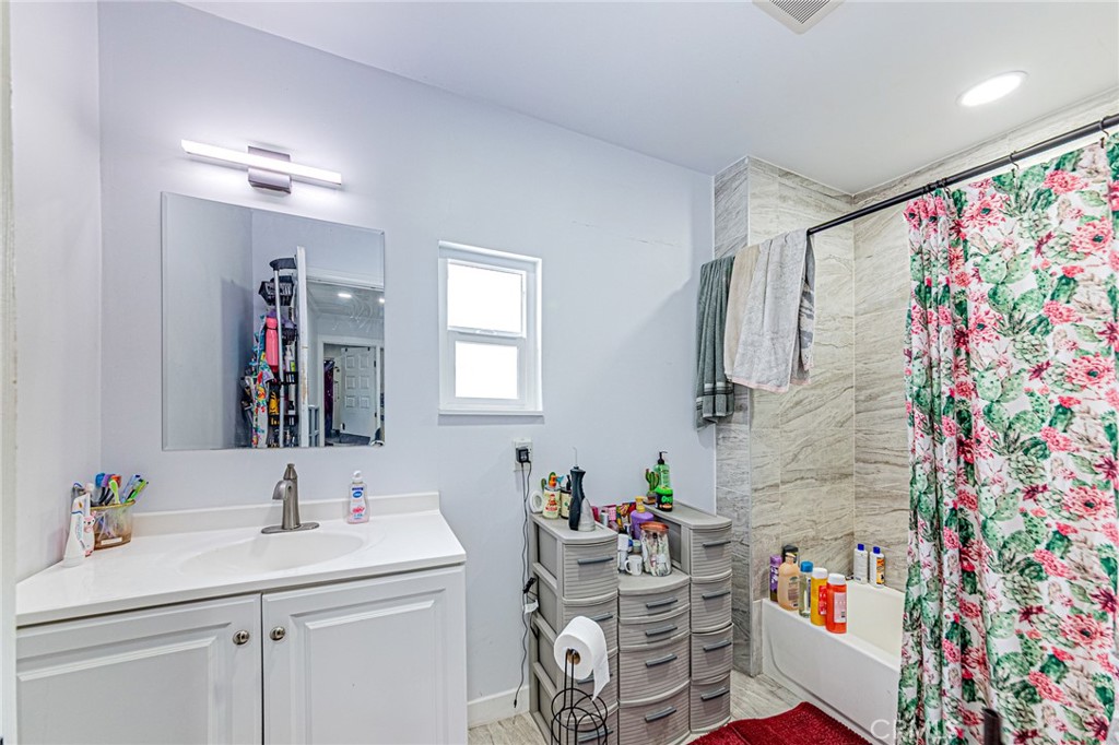 3515 W COMMONWEALTH, Fullerton CA 92833 - photo 20