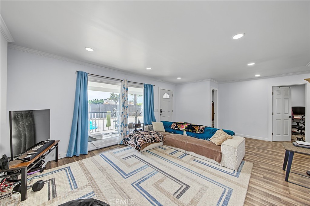 3515 W COMMONWEALTH, Fullerton CA 92833 - photo 29