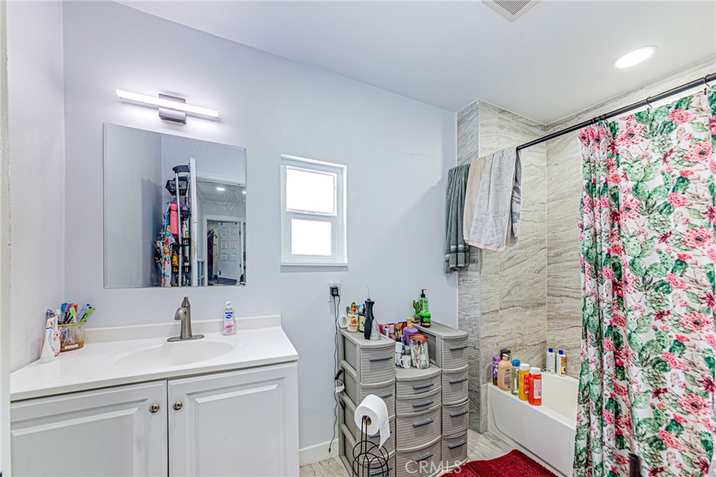 3515 W COMMONWEALTH, Fullerton CA 92833 - photo 20