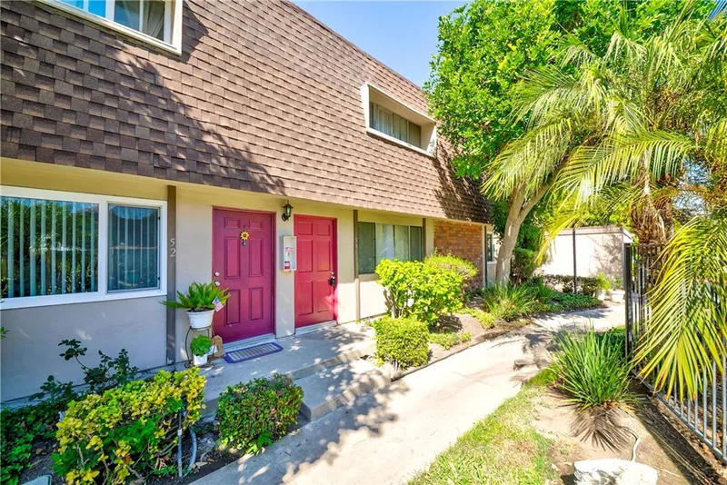3733 N Harbor 53, Fullerton, CA 92835