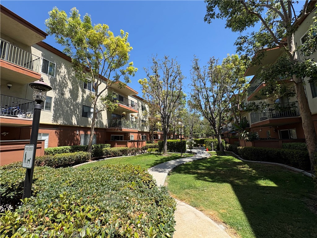 400 N Acacia B35, Fullerton CA 92831 - photo 7