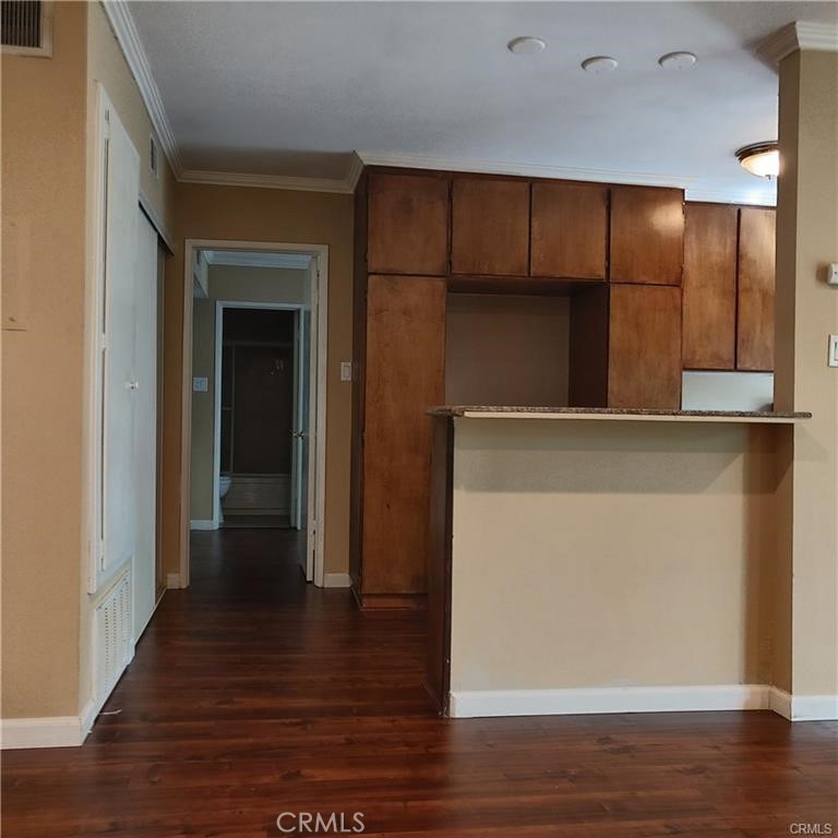 400 N Acacia B35, Fullerton CA 92831 - photo 14