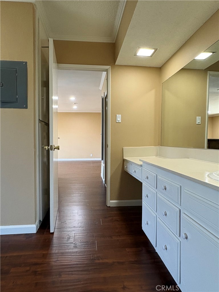 400 N Acacia B35, Fullerton CA 92831 - photo 20