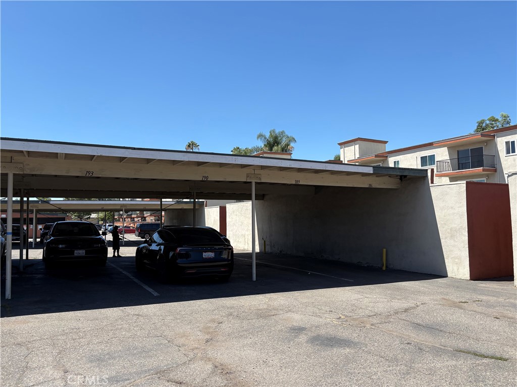400 N Acacia B35, Fullerton CA 92831 - photo 28