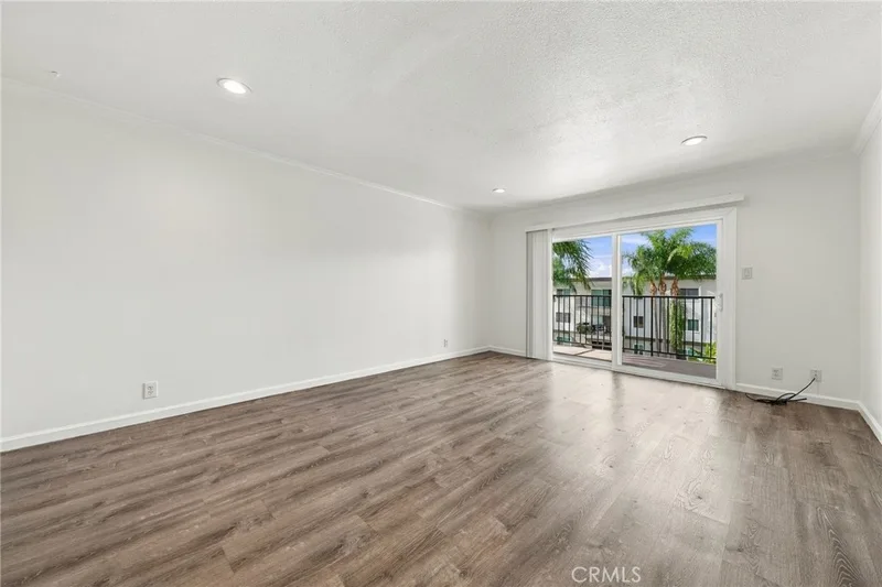 400 N Acacia D34, Fullerton