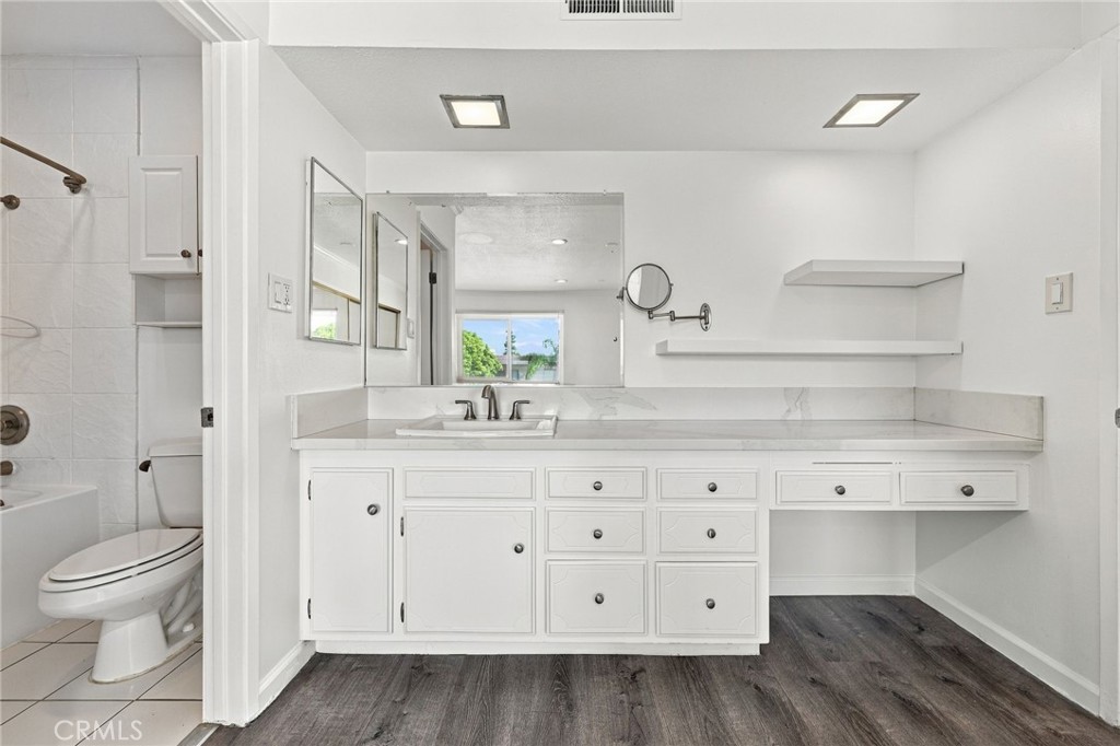 400 N Acacia D34, Fullerton CA 92831 - photo 10