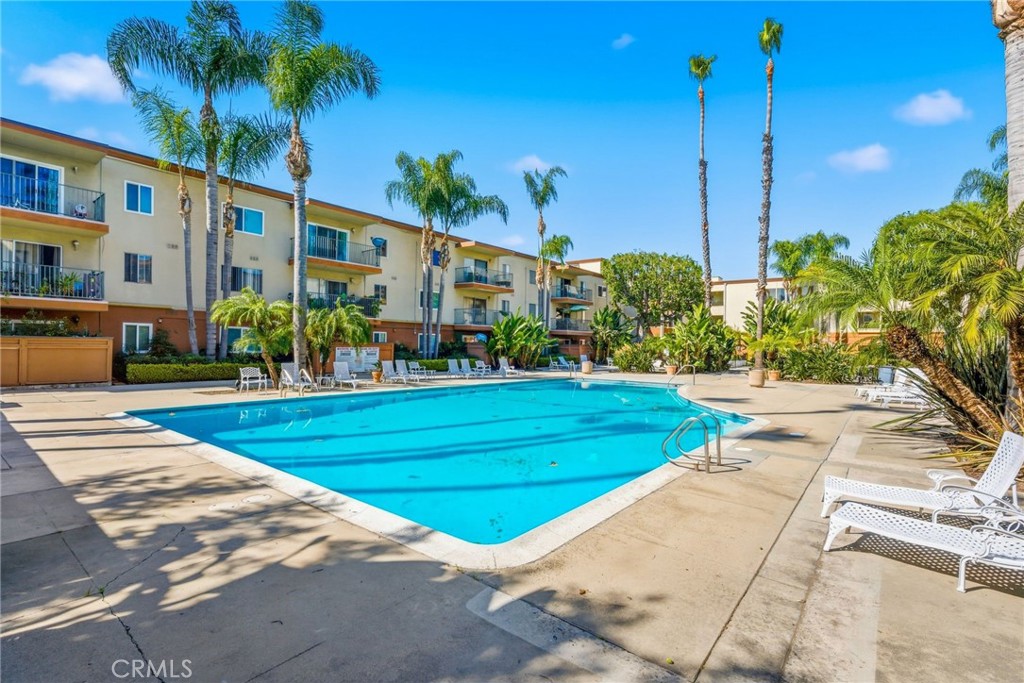400 N Acacia D34, Fullerton CA 92831 - photo 14
