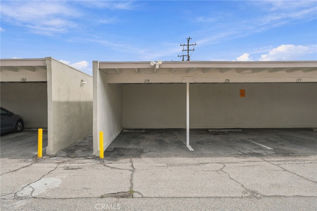 400 N Acacia D34, Fullerton CA 92831 - photo 19