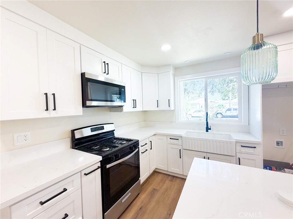 401 S Gilbert, Fullerton CA 92833 - photo 3